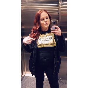 Meet your Posher, Jaye